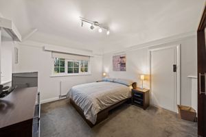 Photo 8- click for photo gallery